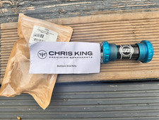 Chris King Threadfit 24 bottom bracket matte turquoise road race track fixie MTB