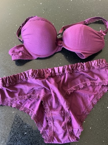 Brand new bras set - set, secret
