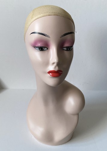 Female mannequin painted - female, head