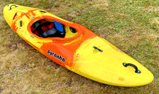 Pyranha Karnali Kayak . Orange