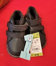 Boys blue shoes, brand new with tag. Size 4 small. From matalan