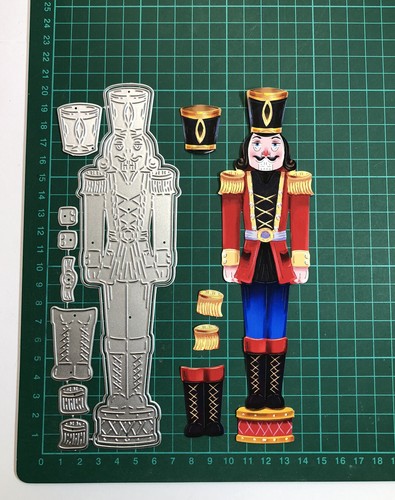 Large 9pcs nutcracker die - 9pcs,
