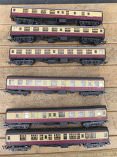 Lima maroon cream coaches - /,