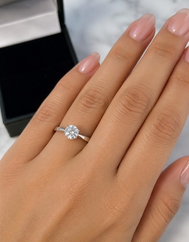 18ct gold engagement - , ring