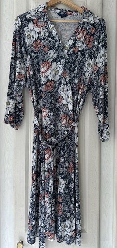 Women cotton traders - cotton, long