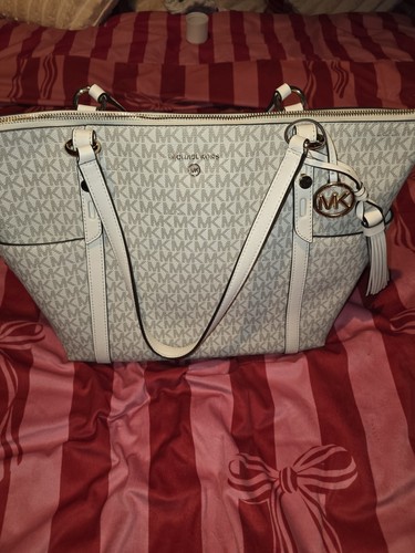 Michael kors monogram tote - kors,