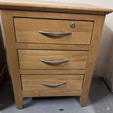 Oak bedside tables 2 - x,
