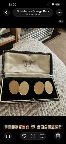 9ct solid gold vintage oval