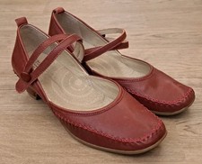 CLARKS ACTIVE AIR WOMENS RED