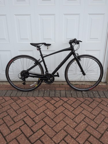 Nearly new 2023 specialized - nearly,