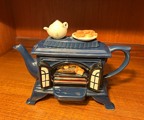 The teapottery navy - baking, day