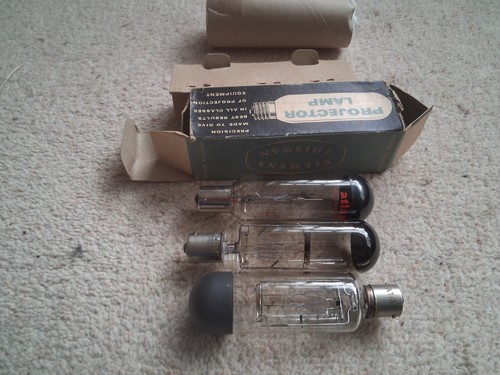 Projector bulb lamp 37 - bulb,