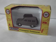 Classix Pocketbond EM76872, Ford 100E Squire Estate Car, dark beige - 1:76 scale