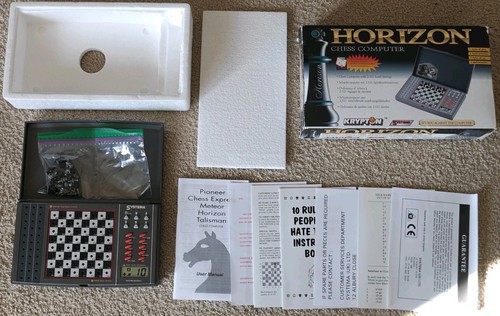 Horizon electronic chess - ,