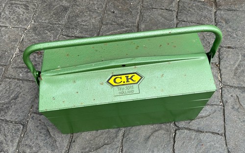 Metal cantilever tool box - metal,