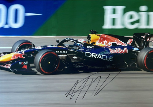 Max verstappen hand - hand, signed