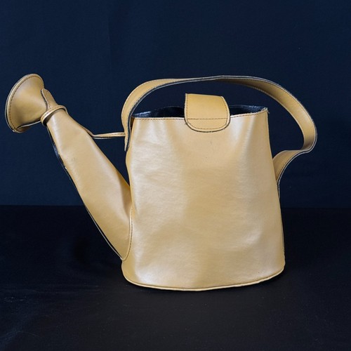 Pylones design lucas watering - pylones,