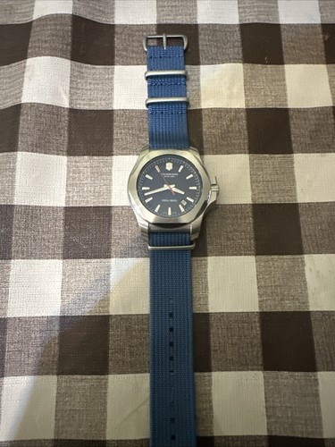 Victorinox swiss x army - i.n.o.x.,