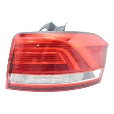 2015 VOLKSWAGEN PASSAT B8