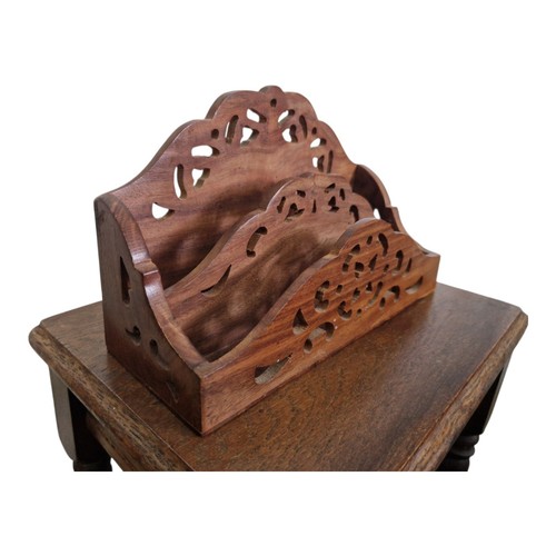 Carved tier letter - tier, rack