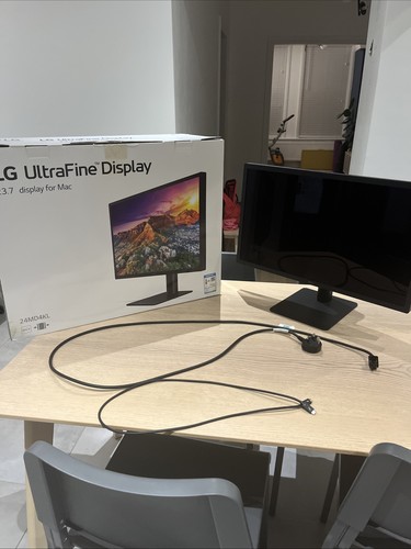 Ultrafine display for - ultrafine, 23.7"