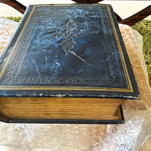 Antique 1850 family - 1850, bible