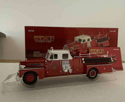 Corgi heroes under fire - corgi,