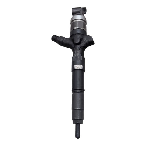Toyota hilux fuel injector - toyota,