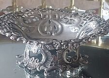 EXQUISITE CRAFTSMANSHIP SOLID