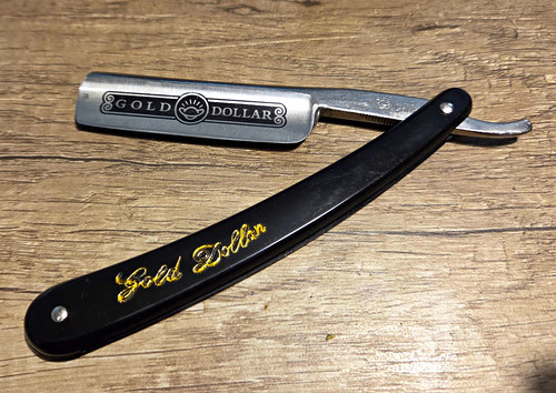 Gold dollar straight razor - dollar,