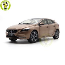 1/18 Volvo V40 Station Wagon