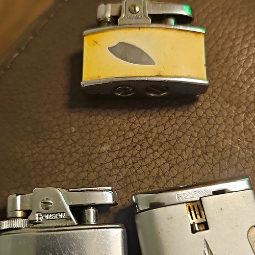 Ronson vintage lighters - x,
