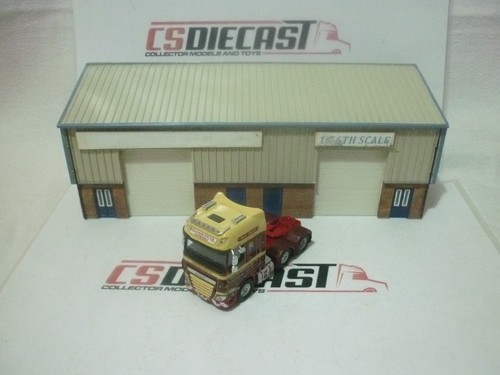Oxford diecast truck - truck, modern
