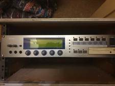 music studio equipment , Yamaha A4000 sampler . 19 inch rack mount , with flight
