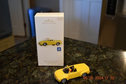 2009 hallmark 2004 - 2004, gm