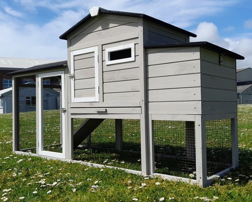 Chicken coop cottage run - cottage,