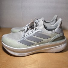 Women 10 - adidas Ultraboost