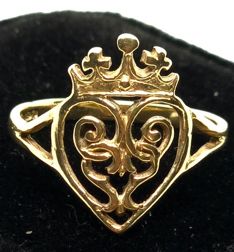 Rare vintage luckenbooth ring