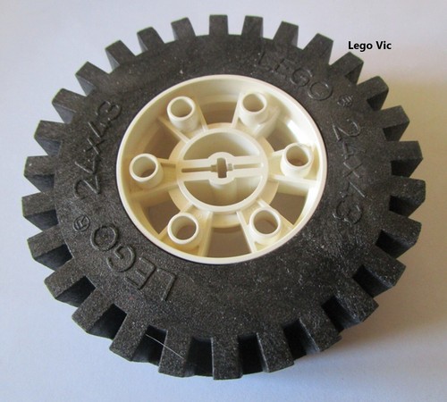Lego 3739c01 wheel 24x43 - wheel, white