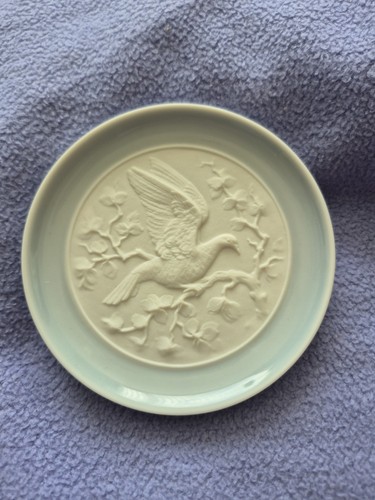 Lladro small plate with dove - plate,