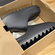 Adidas Yeezy Slide ONYX HQ6448