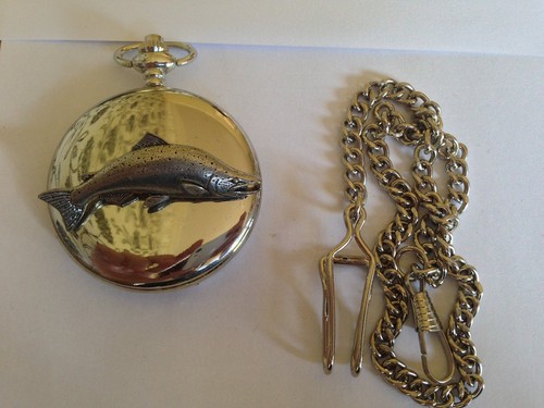 F19 large salmon emblem a - f19,