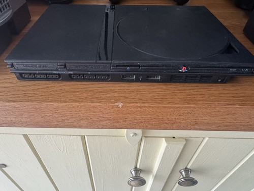 Playstation slim console - 2,
