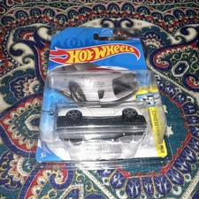 hot wheels '17 nissan gtr r35