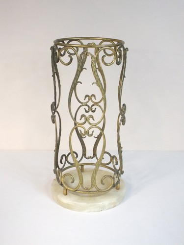 Antique brass with onyx - with,