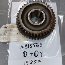 NOS TRACTOR PARTS K915563 GEAR