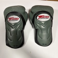Twins Olive Deluxe Sparring Gloves 16oz