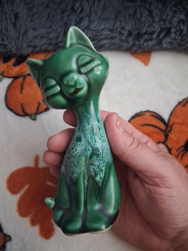 Rare vintage green pottery cat - rare,