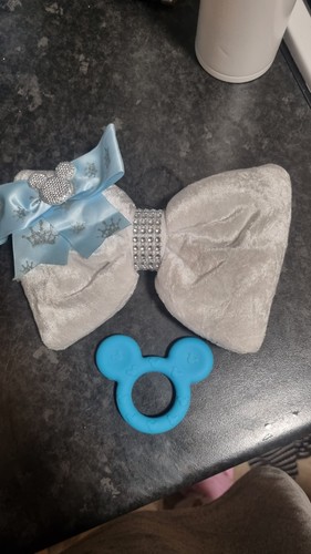 Pram charm bow plus - plus, teether