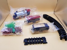 32 Piece Train Set Battery Operated With Light Vintage Toy Not Complete